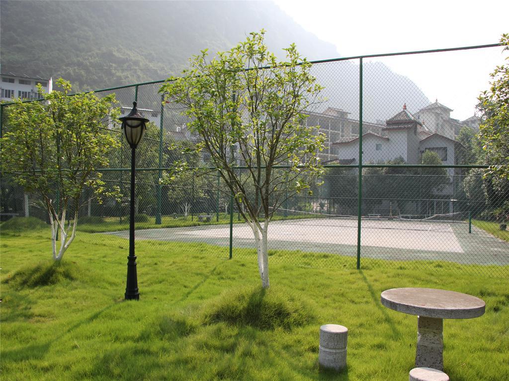 New West Street International Hotel Yangshuo Eksteriør bilde