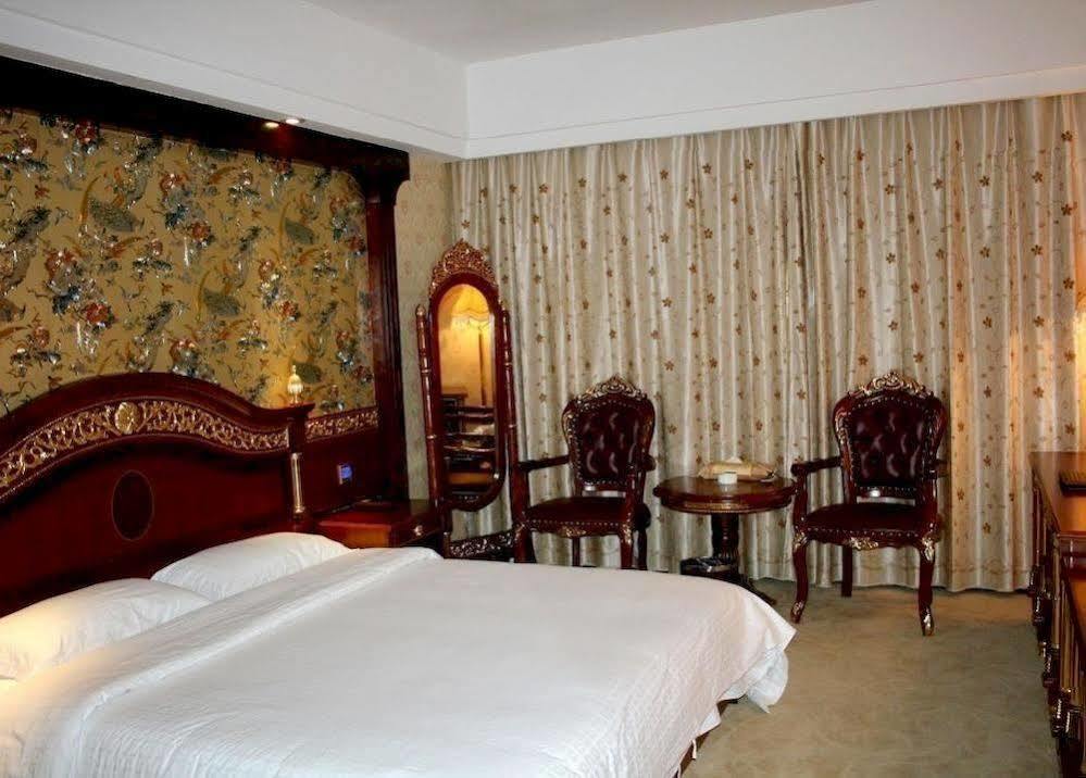 New West Street International Hotel Yangshuo Eksteriør bilde